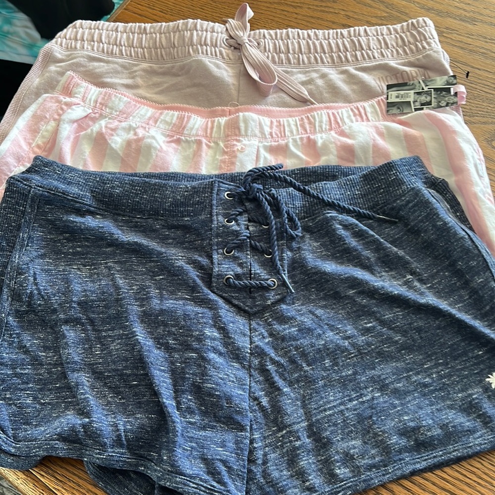 NWT Victoria’s Secret shorts Size: Large